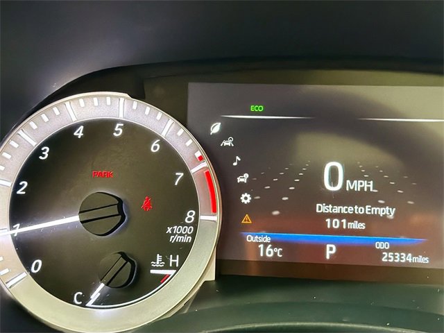 Used 2023 Toyota Highlander L image 12