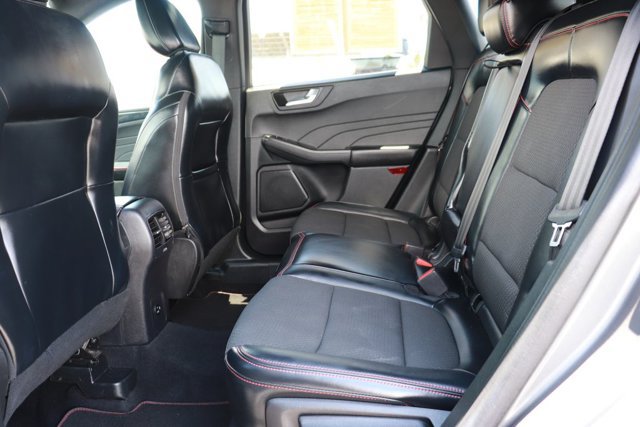 Used 2023 Ford Escape ST-Line FWD image 13