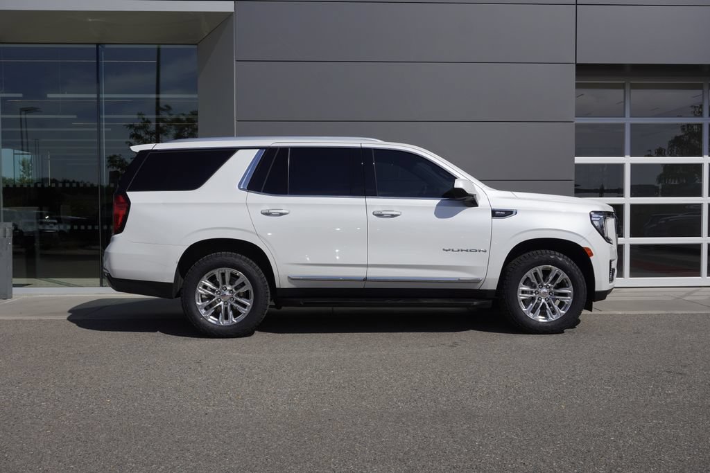 Used 2022 GMC Yukon SLT AWD/4WD image 6
