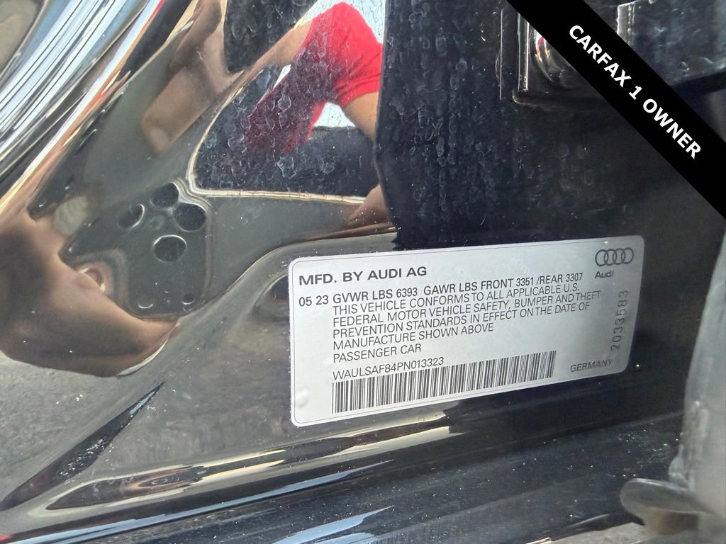 Used 2023 Audi S8 AWD/4WD image 23