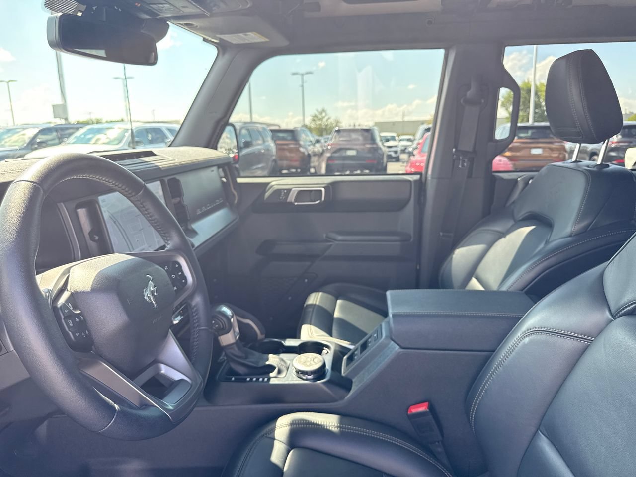Used 2025 Ford Bronco Badlands AWD/4WD image 12