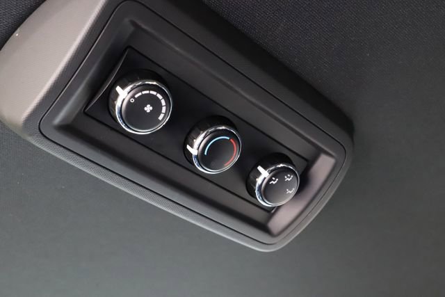 Used 2017 Dodge Grand Caravan SXT image 19