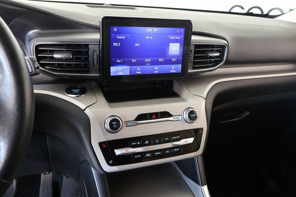 Used 2023 Ford Explorer XLT w/ Equipment Group 202A image 5