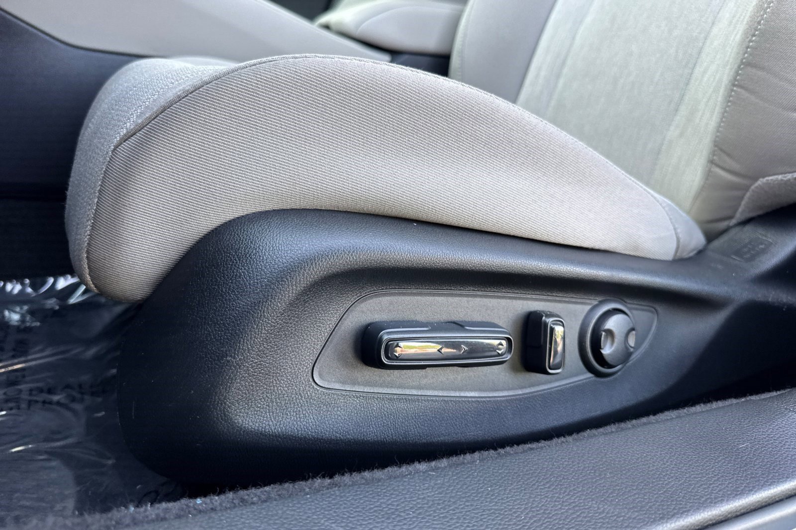 Used 2023 Honda Accord EX image 15
