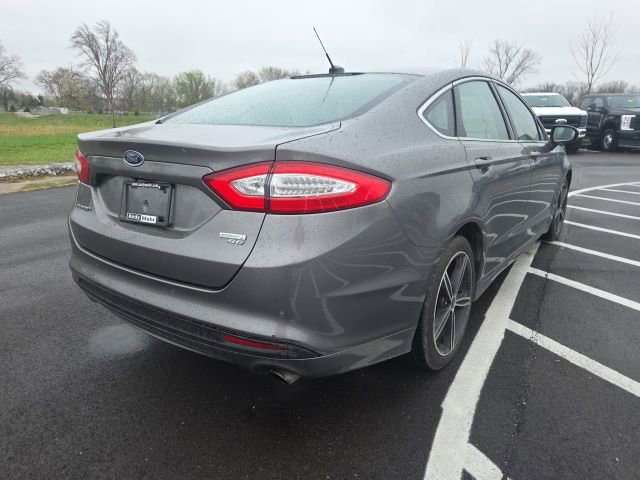 Used 2014 Ford Fusion SE w/ Equipment Group 202A image 8