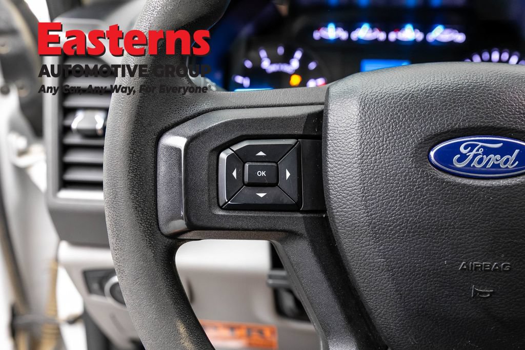 Used 2017 Ford F550 2WD Regular Cab Super Duty image 15