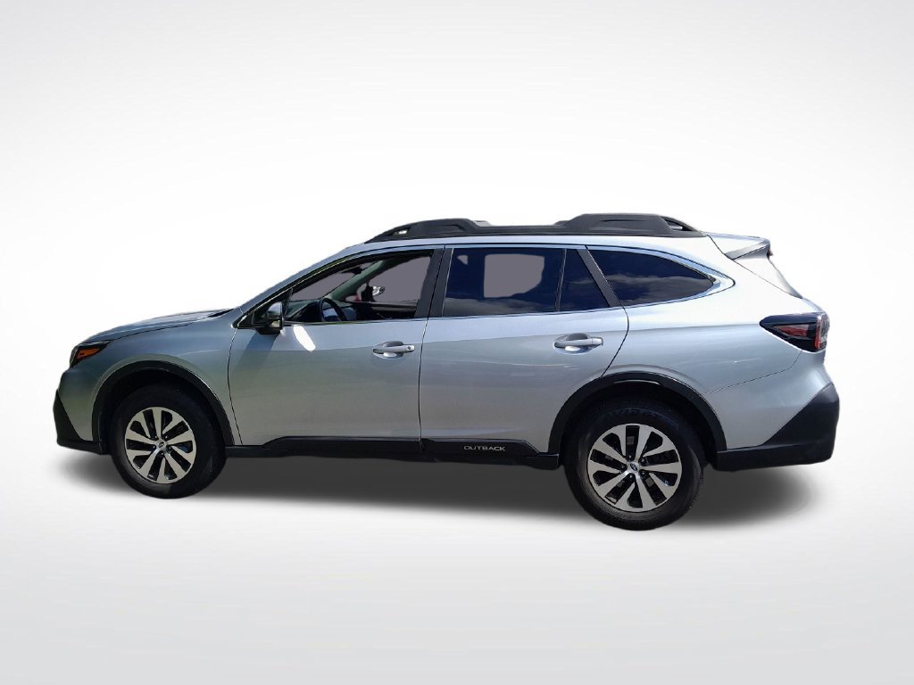 Used 2022 Subaru Outback Premium AWD/4WD image 4