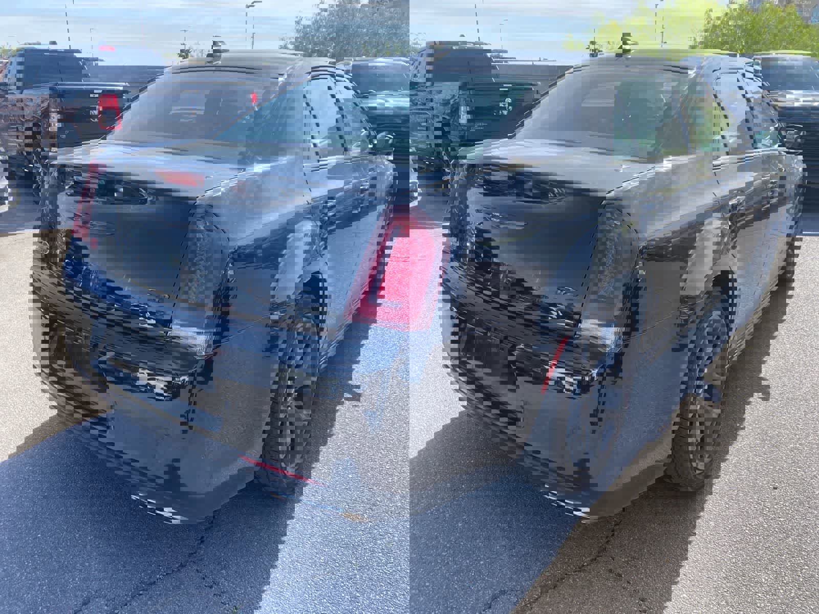 Used 2022 Chrysler 300 Touring L w/ Popular Equipment Group image 6