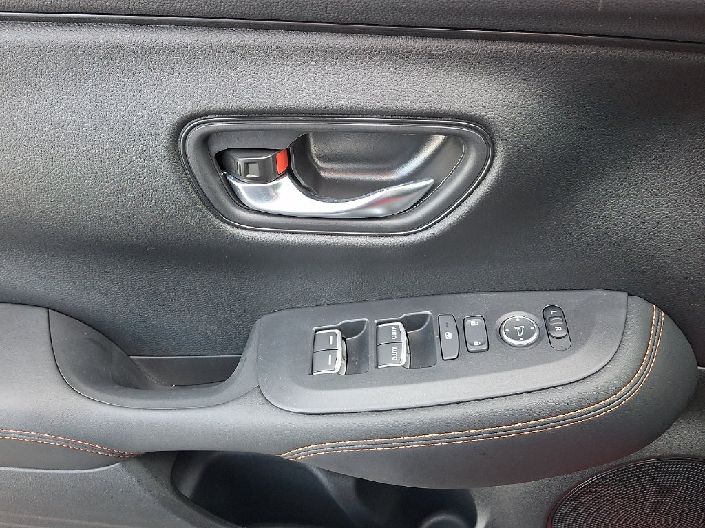 Used 2024 Honda HR-V Sport image 14
