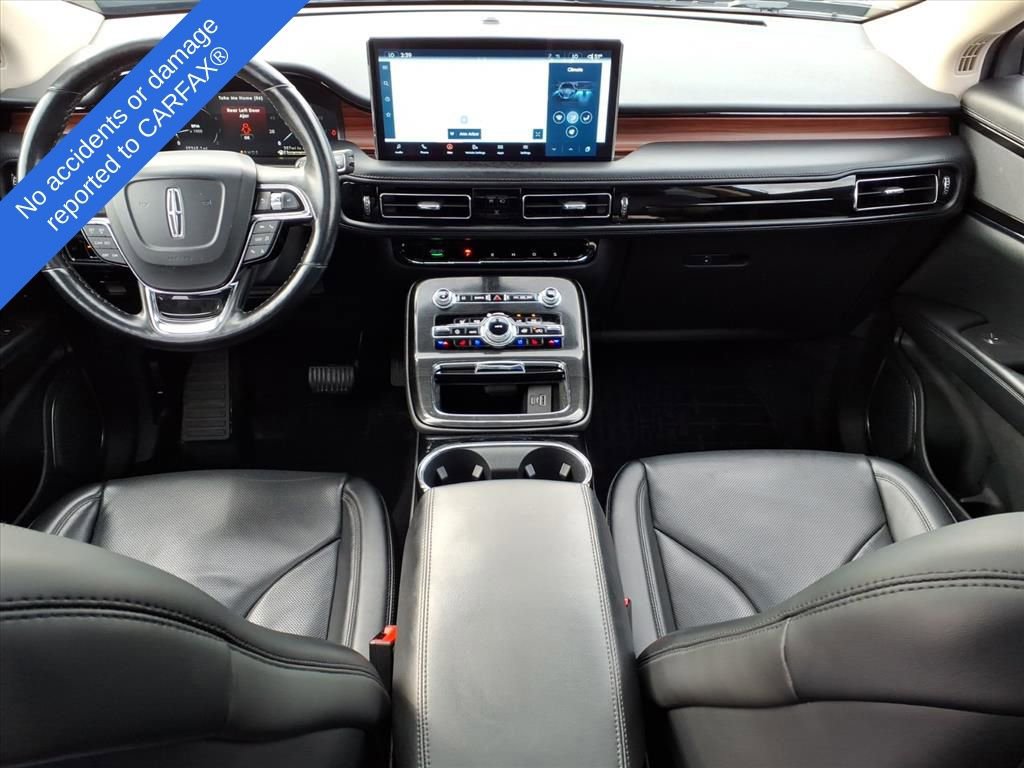 Used 2023 Lincoln Nautilus Reserve image 13