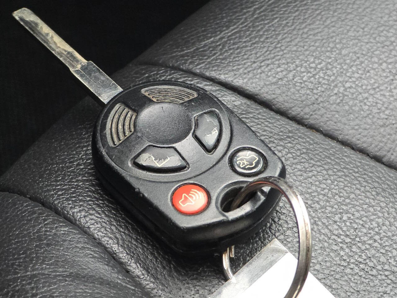 Used 2016 Ford Focus SE w/ Equipment Group 201A image 30