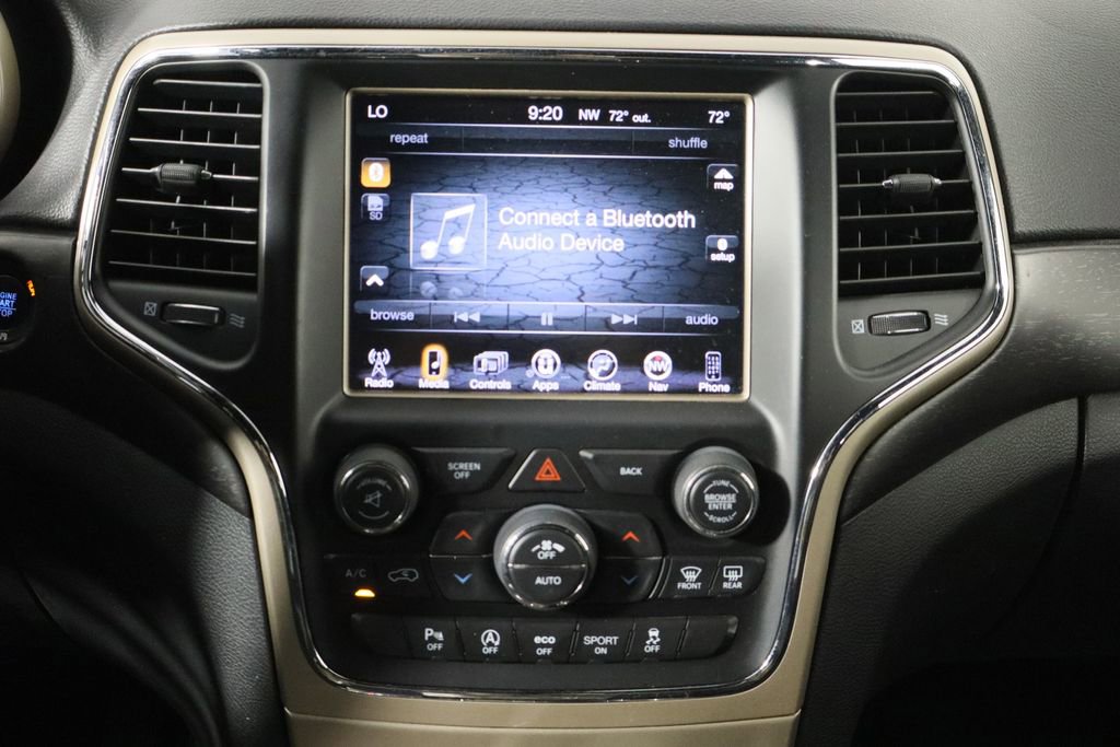 Used 2017 Jeep Grand Cherokee Laredo w/ Quick Order Package 23E image 27