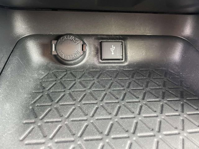 Used 2020 Toyota RAV4 XLE image 26