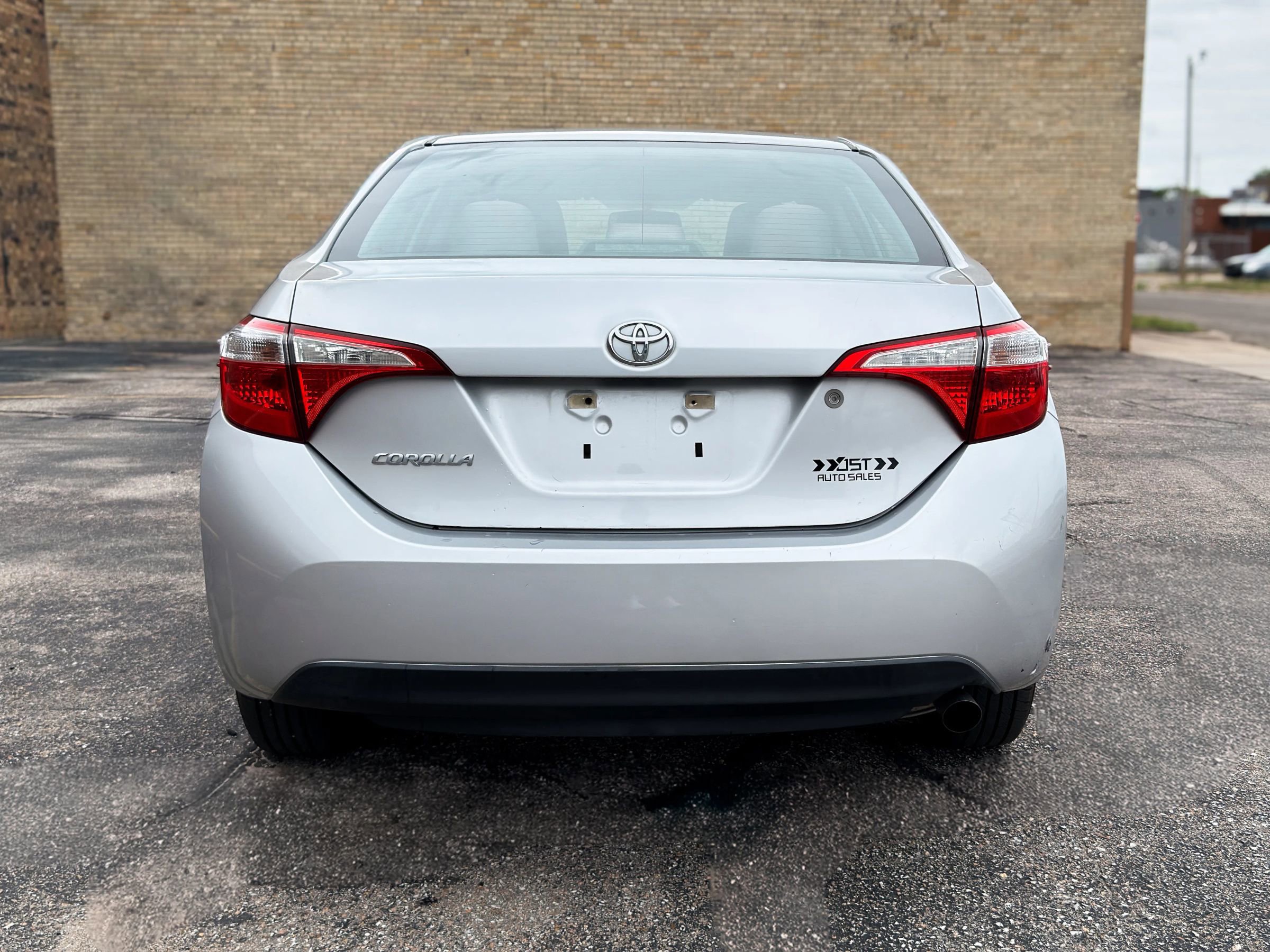 Used 2016 Toyota Corolla L FWD image 6