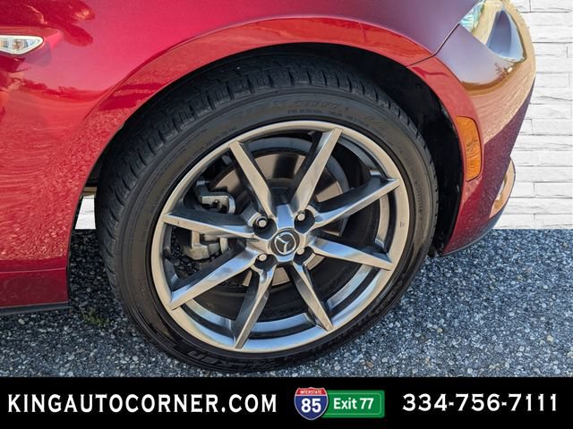 Used 2023 MAZDA MX-5 Miata Grand Touring RWD image 9
