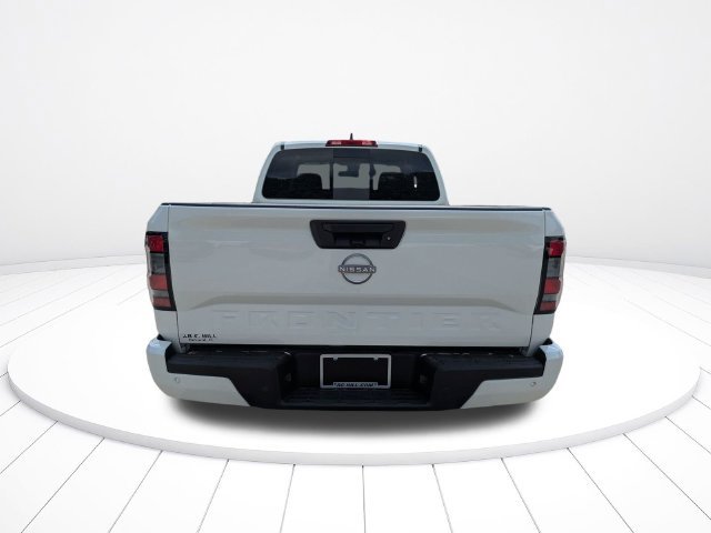 Used 2025 Nissan Frontier SV RWD image 5