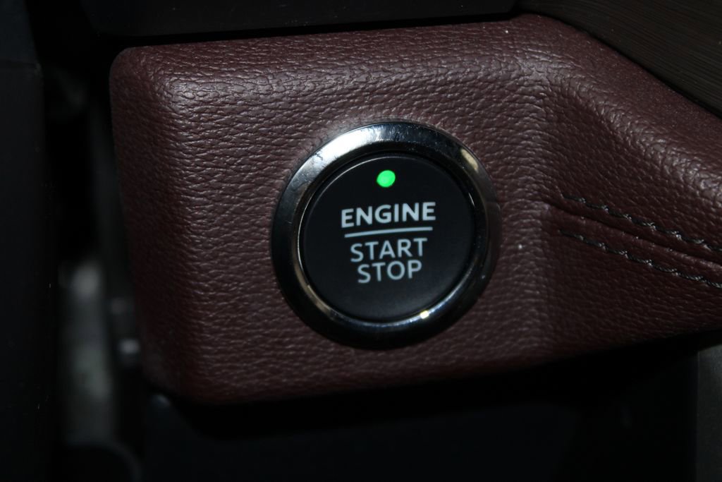 Used 2024 Ford Expedition Limited image 47