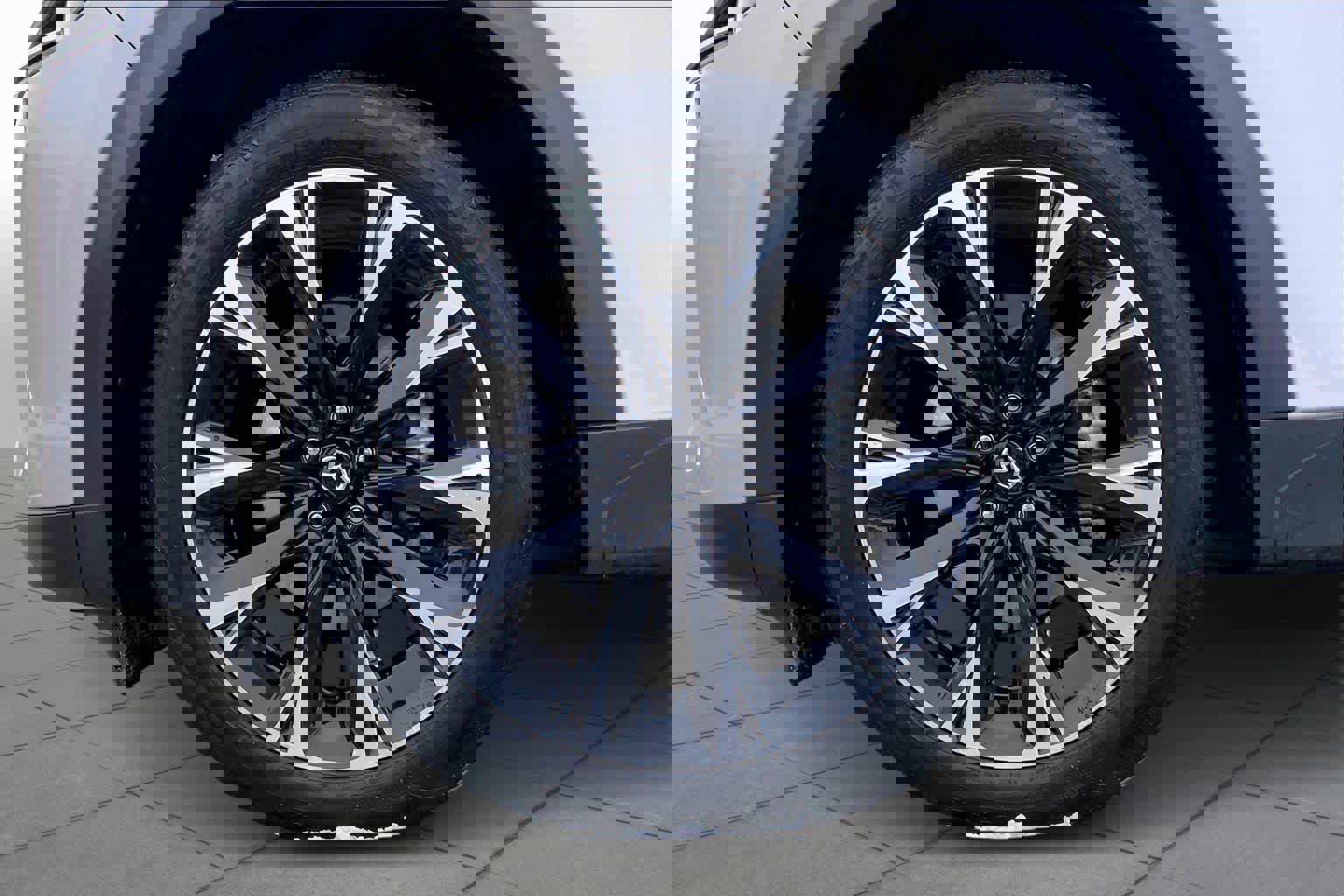 Used 2024 MAZDA CX-90 Plug-In Hybrid w/ Premium Pkg image 10