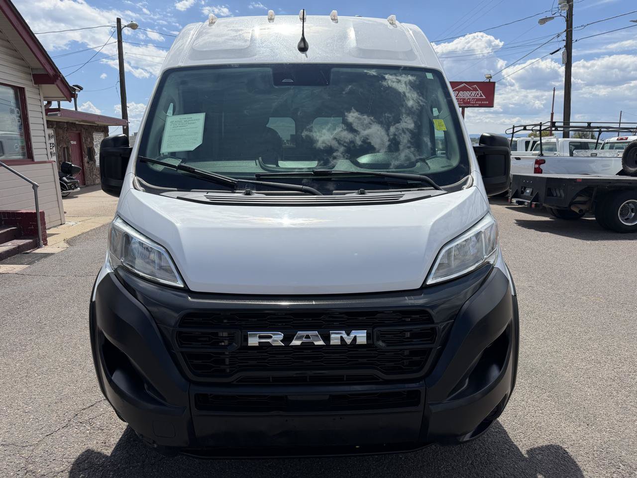Used 2023 RAM ProMaster 2500 FWD image 3