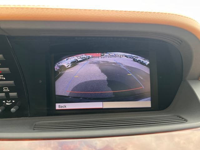 Used 2012 Mercedes-Benz S 400 image 25