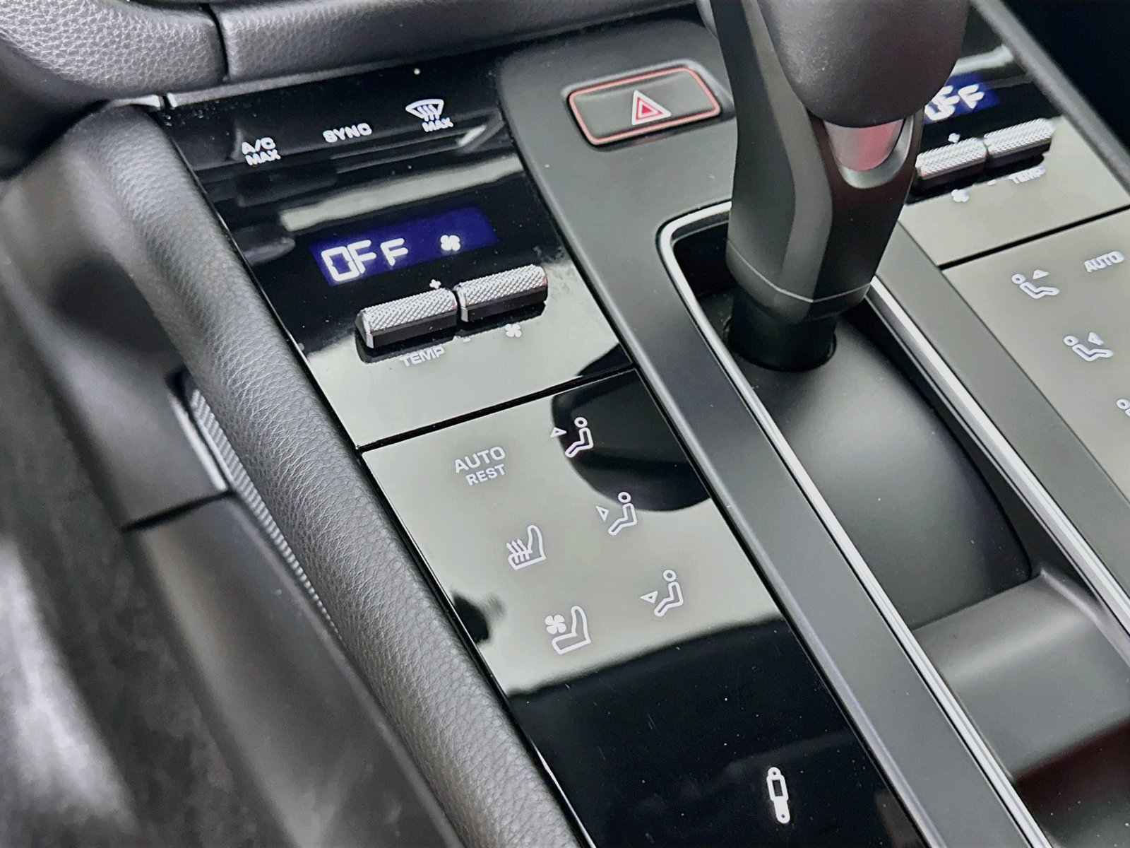 New 2026 Porsche Macan S AWD/4WD image 24