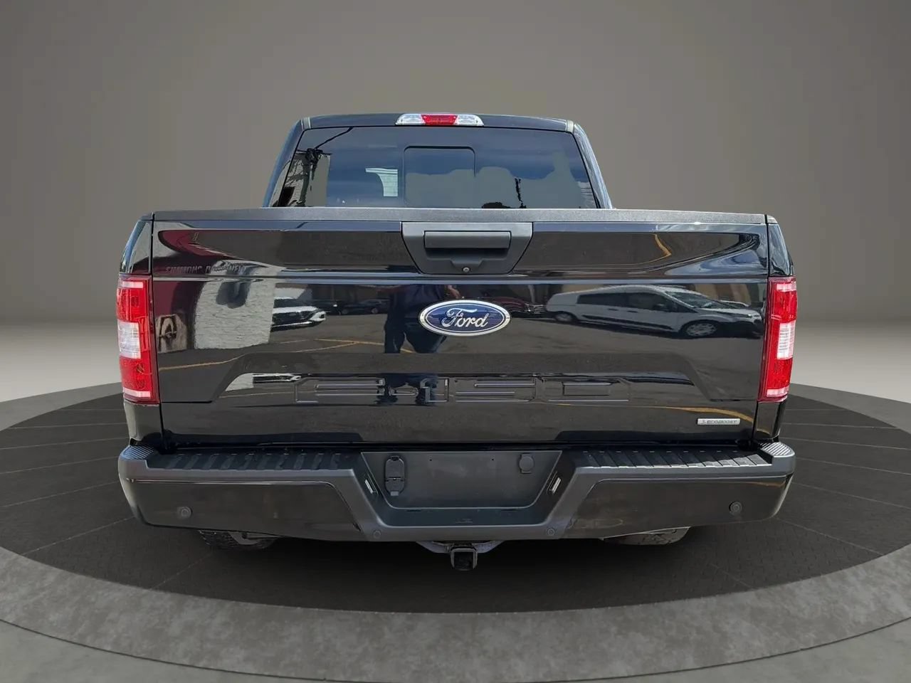 Used 2019 Ford F150 XLT w/ Equipment Group 302A Luxury AWD/4WD image 6