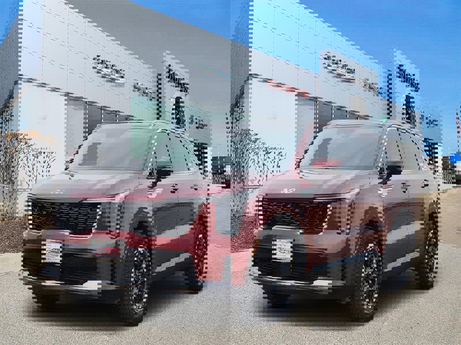 Used 2025 Kia Sorento S w/ Panoramic Sunroof Package image 2