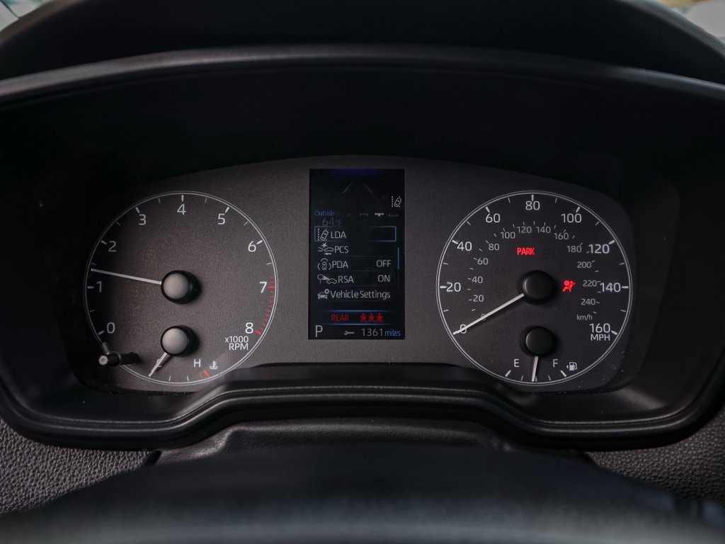 Used 2024 Toyota Corolla LE image 27