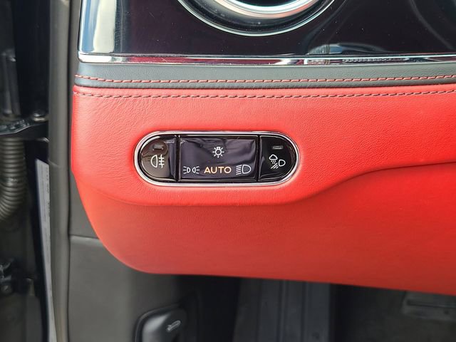 Used 2021 Bentley Flying Spur V8 image 28