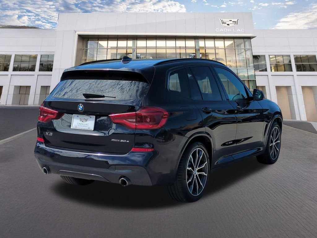 Used 2020 BMW X3 xDrive30e w/ Executive Package AWD/4WD image 5