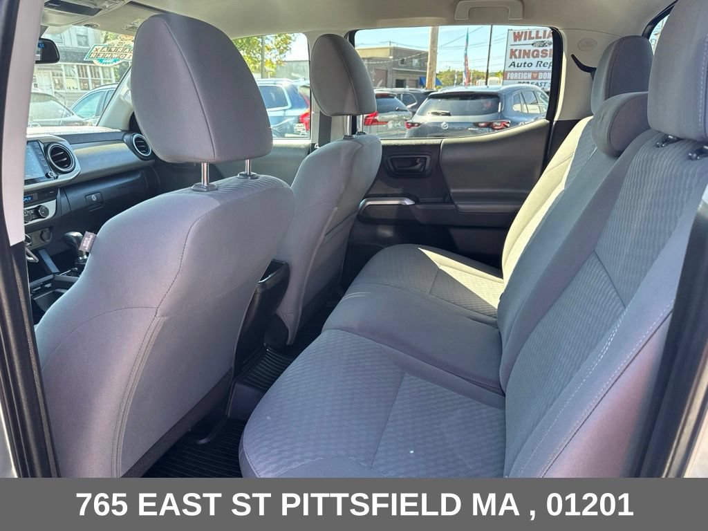 Used 2021 Toyota Tacoma SR5 AWD/4WD image 14