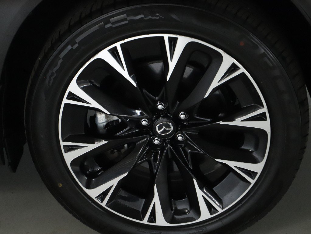 Used 2024 MAZDA CX-90 Plug-In Hybrid w/ Premium Plus AWD/4WD image 44