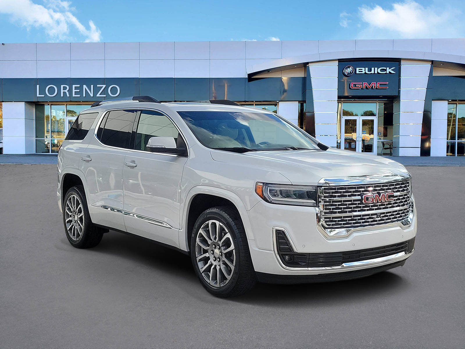 Used 2023 GMC Acadia Denali w/ Denali Ultimate Package image 3