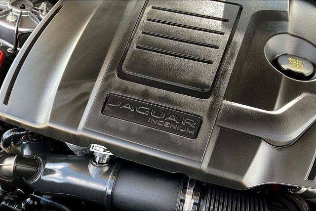 New 2025 Jaguar F-PACE R-Dynamic S AWD/4WD image 37