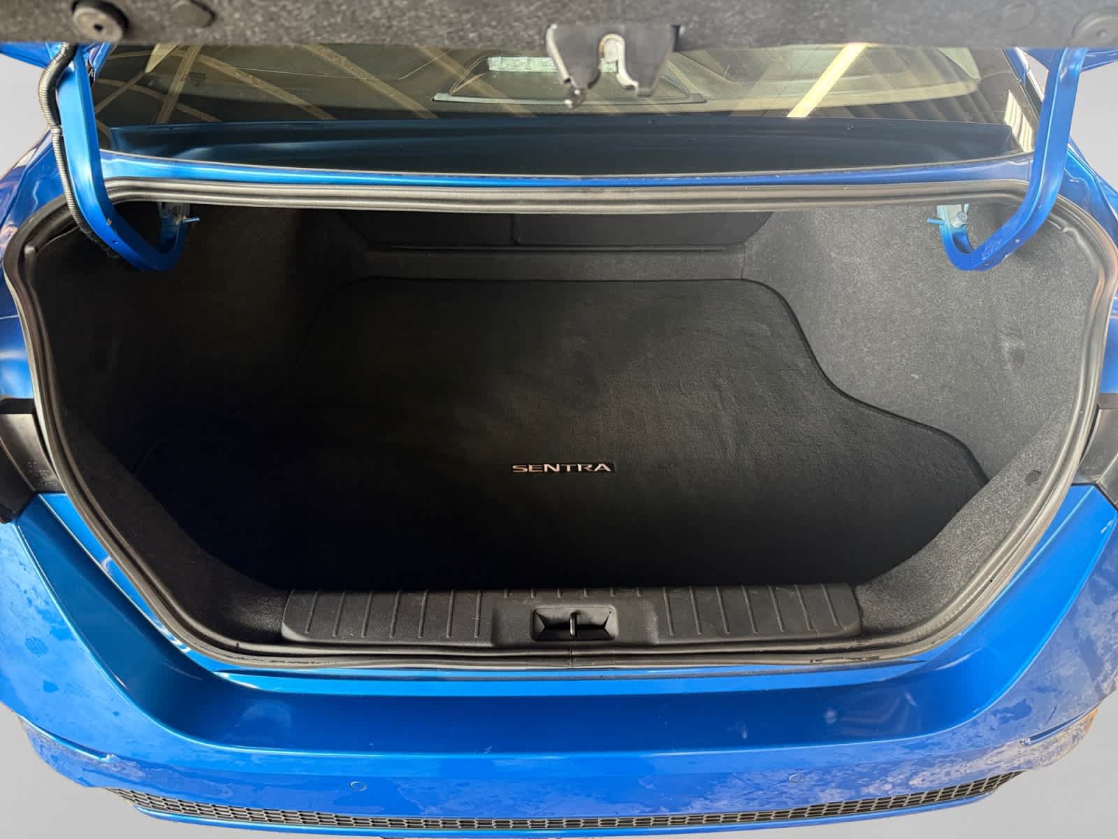 Used 2025 Nissan Sentra SV FWD image 23