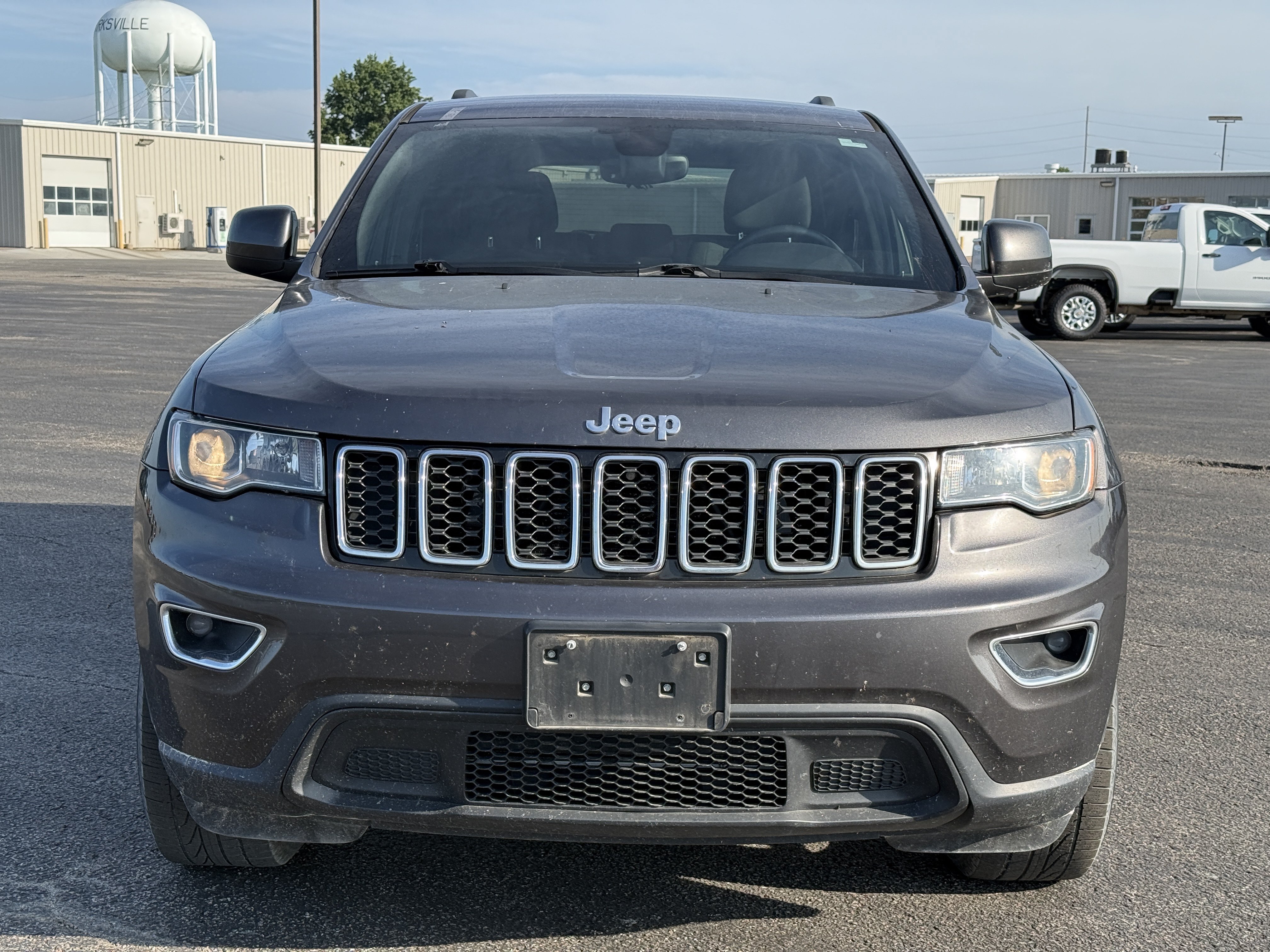 Used 2017 Jeep Grand Cherokee Laredo w/ Quick Order Package 23E AWD/4WD image 9