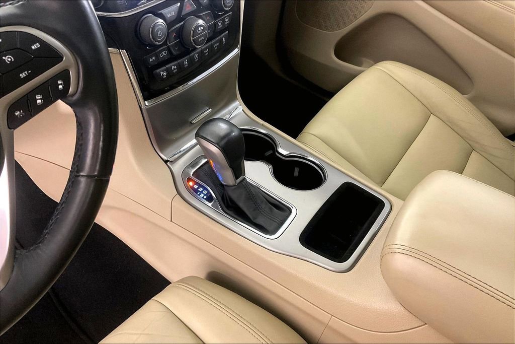 Used 2019 Jeep Grand Cherokee Limited RWD image 19
