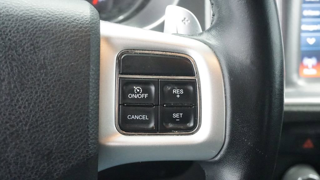 Used 2014 Dodge Charger R/T image 30