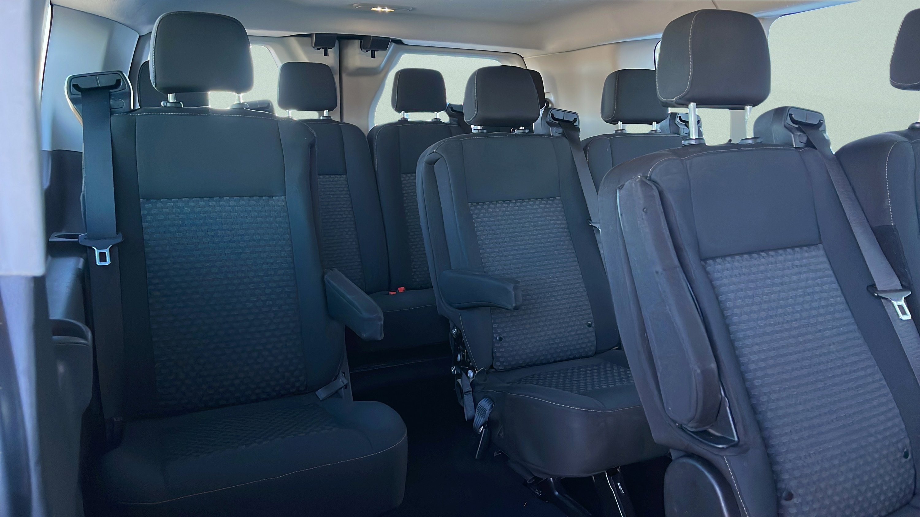 Used 2021 Ford Transit 350 XLT image 24