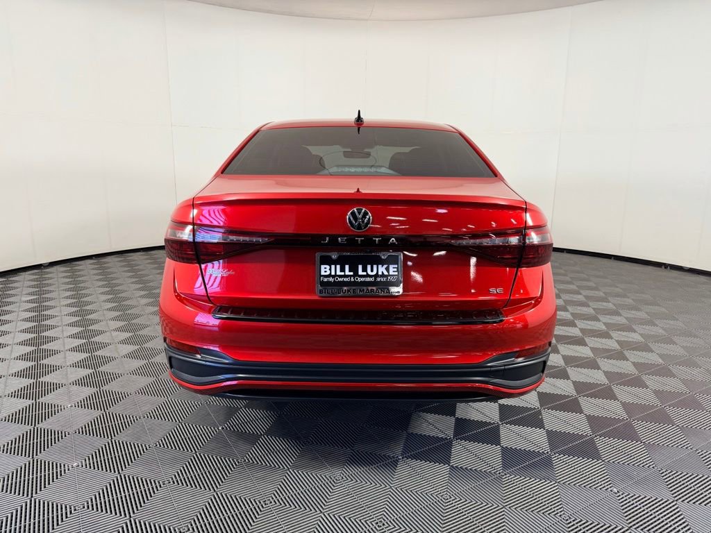 Used 2025 Volkswagen Jetta SE image 7