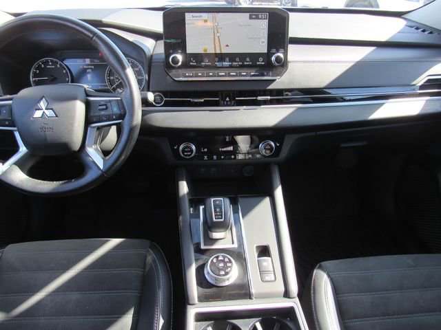 Used 2024 Mitsubishi Outlander SE AWD/4WD image 19