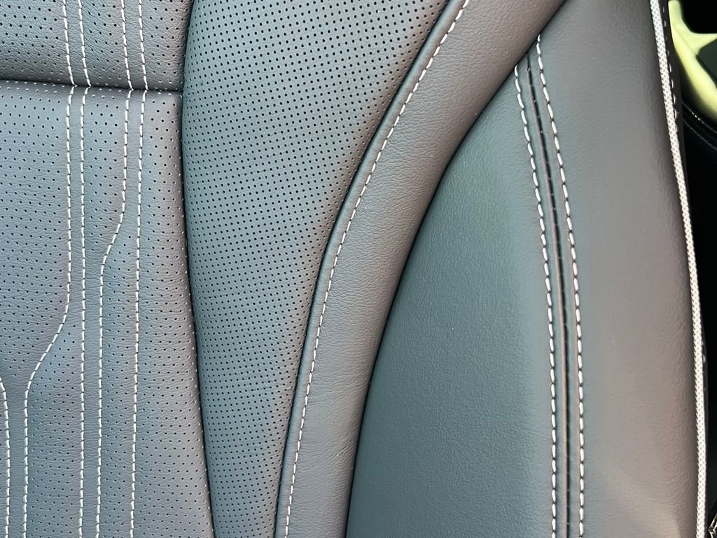 New 2026 Buick Envision Avenir AWD/4WD image 13