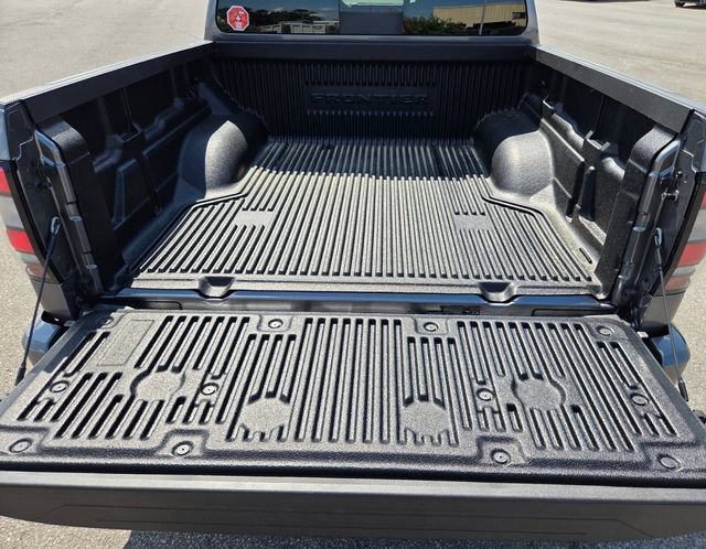 New 2026 Nissan Frontier PRO-4X w/ Tow Package AWD/4WD image 8