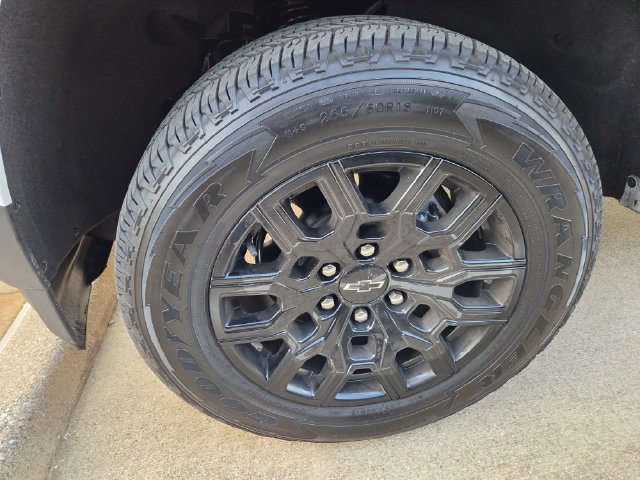 Used 2026 Chevrolet Colorado W/T w/ WT Custom Package RWD image 9