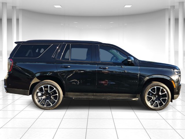 Used 2025 Chevrolet Tahoe RST w/ Comfort Package AWD/4WD image 2