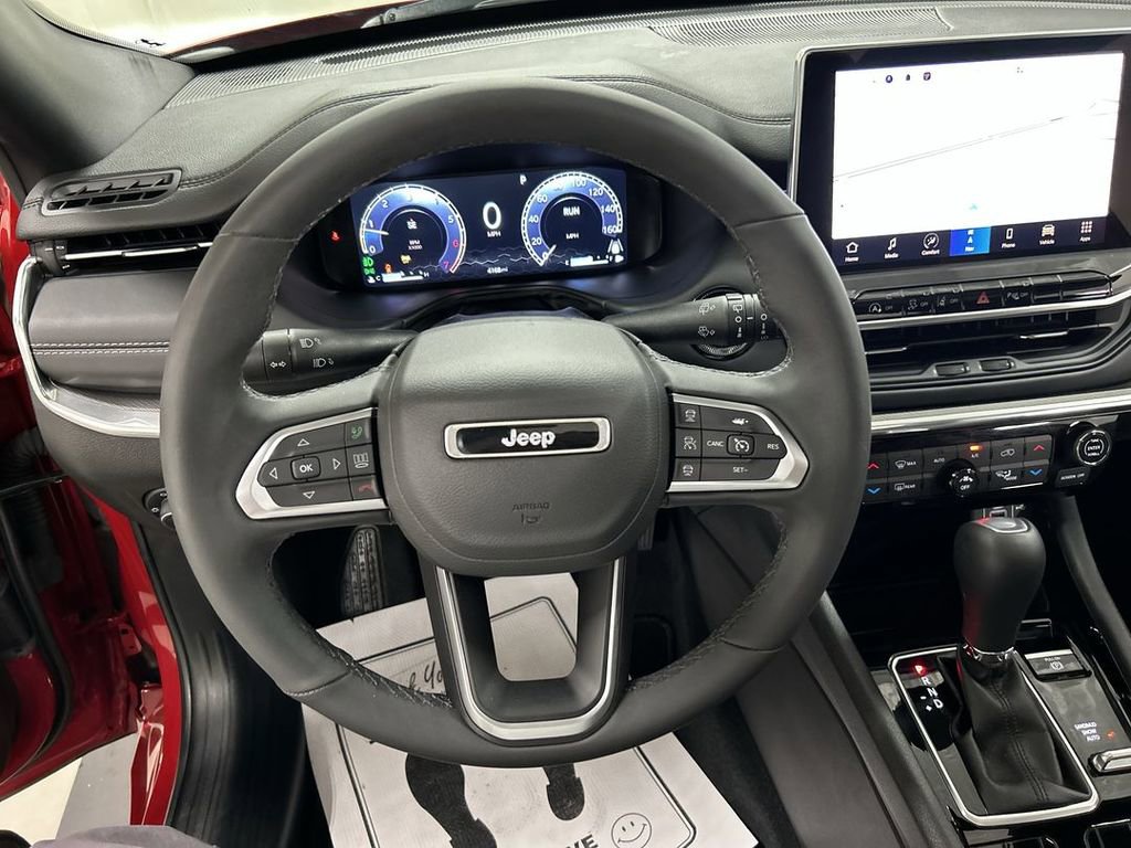Used 2024 Jeep Compass Limited w/ High Altitude Package AWD/4WD image 4