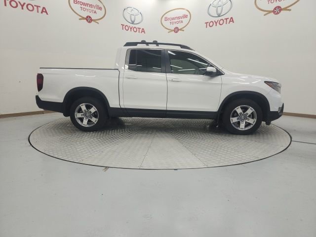 Used 2025 Honda Ridgeline RTL image 3