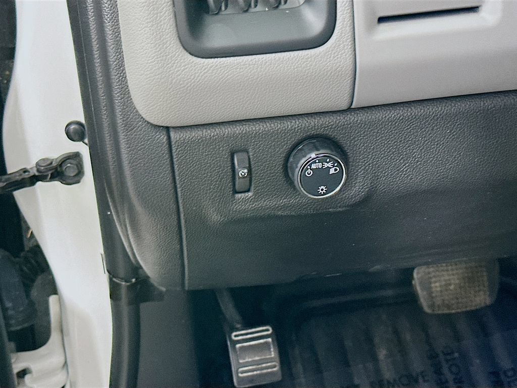 Used 2017 Chevrolet Colorado W/T RWD image 15