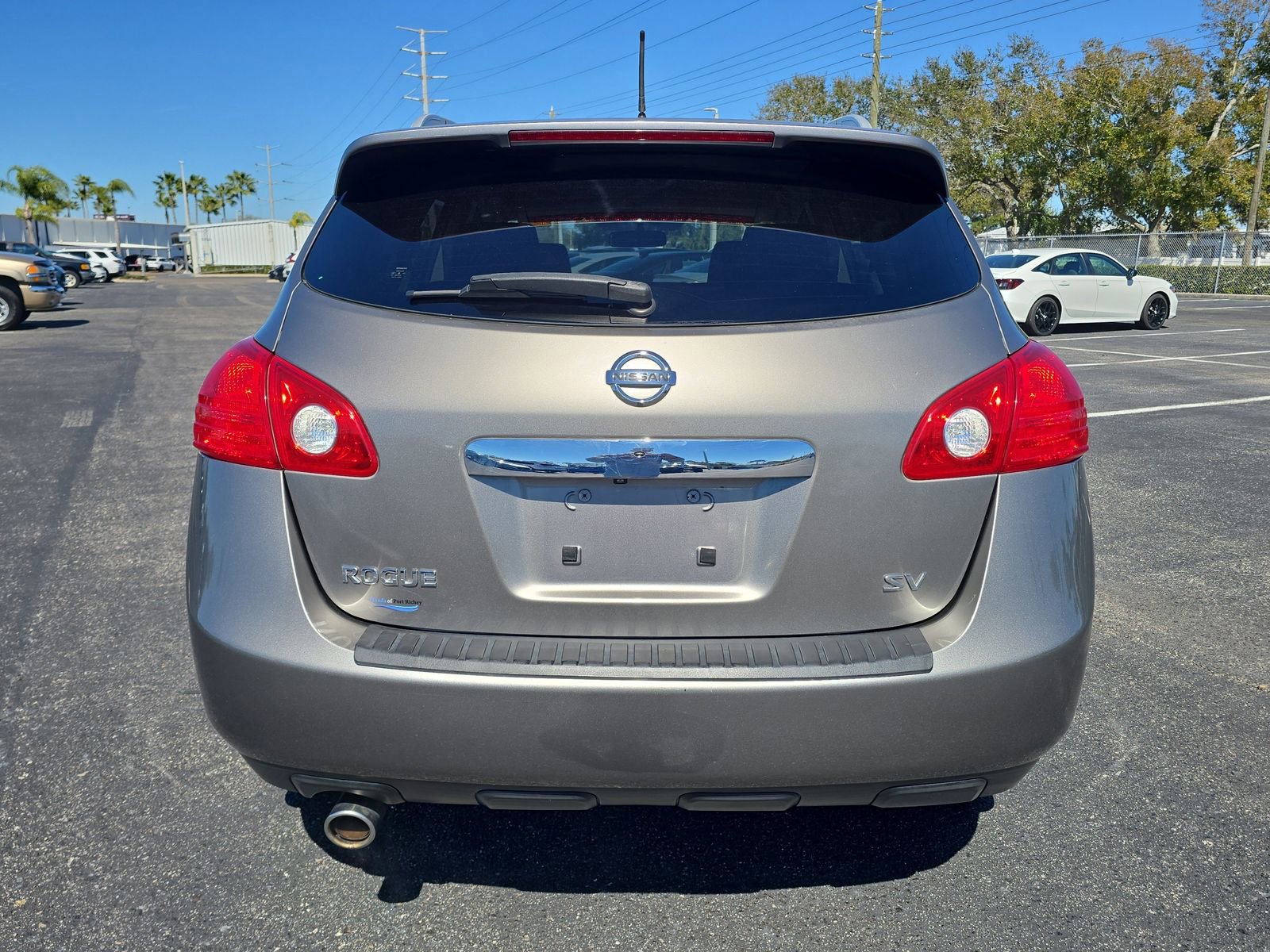 Used 2013 Nissan Rogue SV image 5