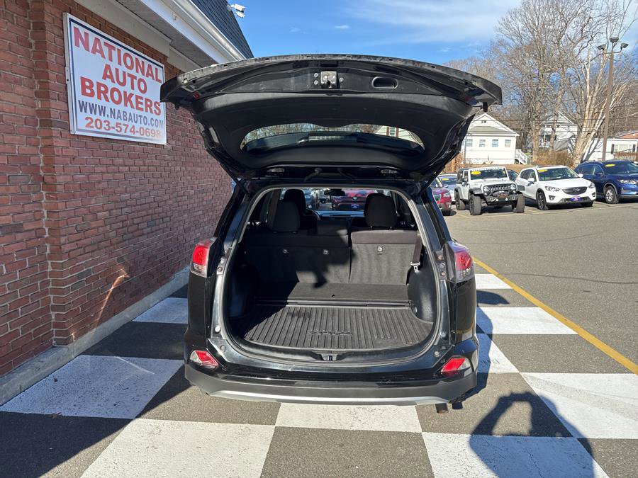 Used 2017 Toyota RAV4 XLE w/ All Weather Liner Package AWD/4WD image 37